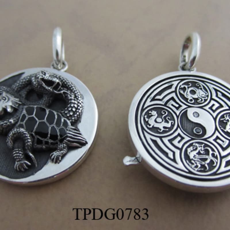 Tortoise and eight trigrams